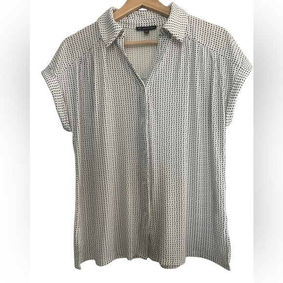 Adrianna Papell Women’s M Polka Dot Button Blouse Boardroom Preppy Work Style - Picture 1 of 6